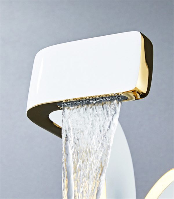 Tuqiu Bathroom - Image 13